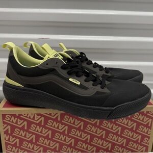 Vans Ultrarange 2.0 in “Black/Brown” colorway! Men’s 13, NWT!!